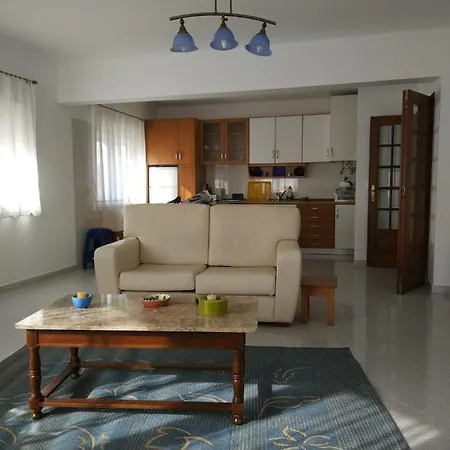 A 4min Da Com Lareira São Martinho do Porto