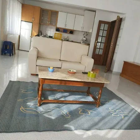 A 4min Da Com Lareira *